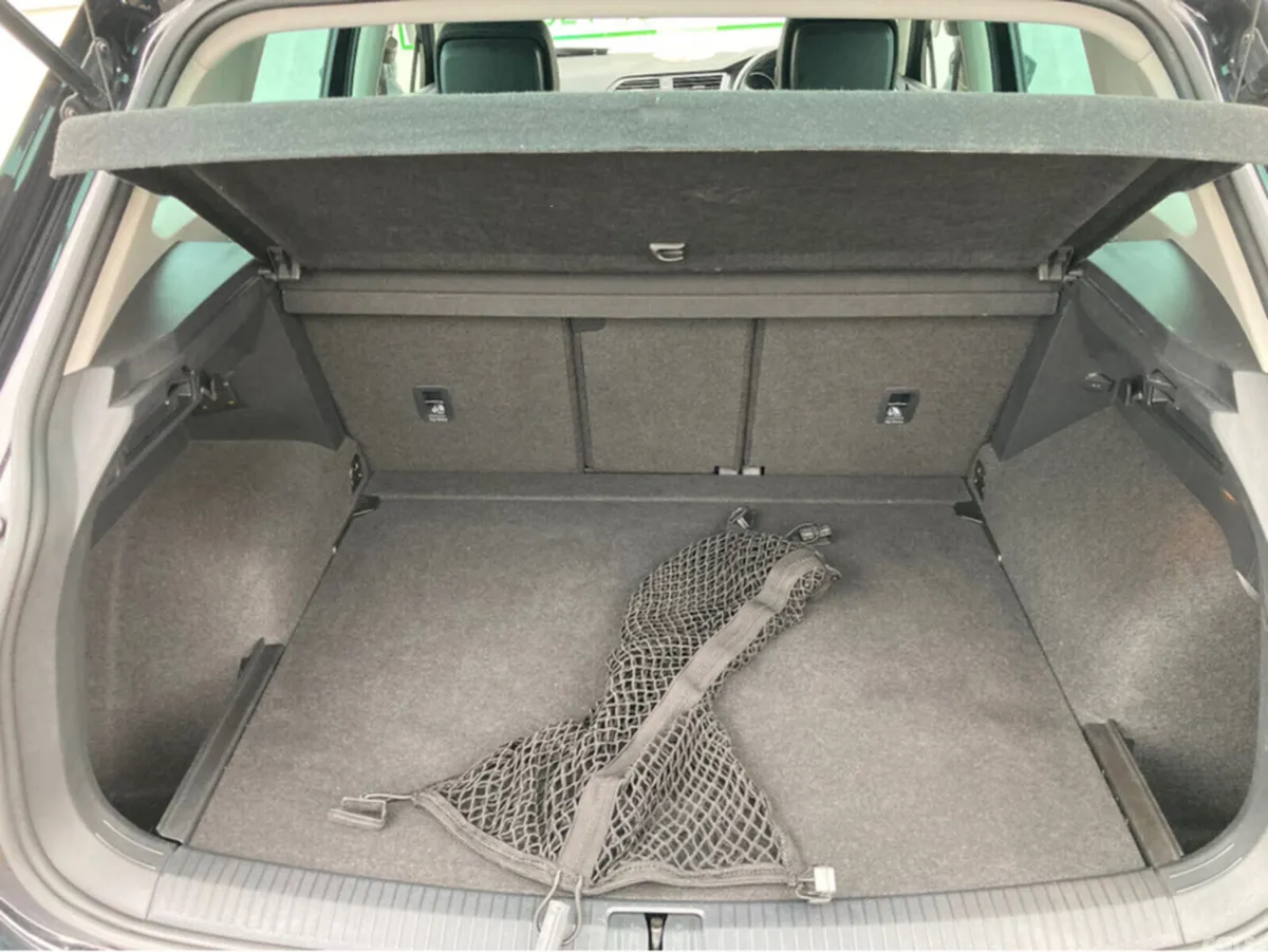 Volkswagen Tiguan Hatchback, Petrol, 2018, Black
