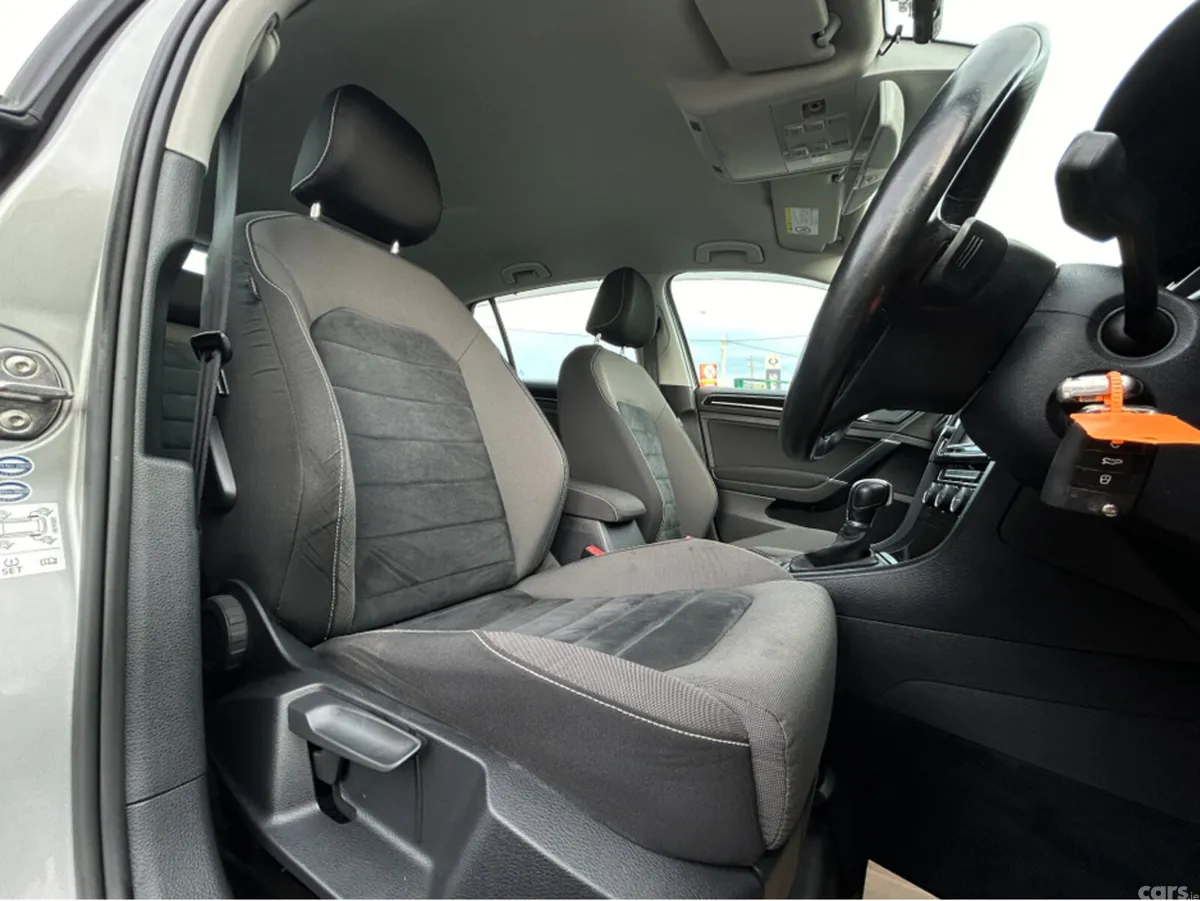 Volkswagen Golf Hatchback, Petrol, 2015, Silver