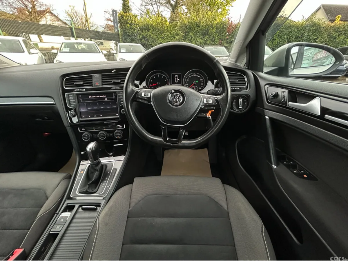 Volkswagen Golf Hatchback, Petrol, 2015, Silver