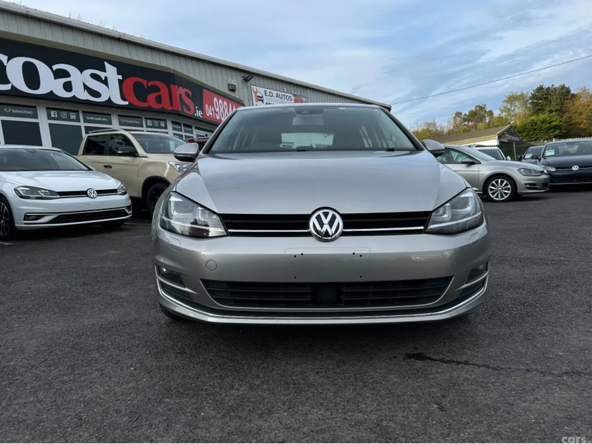 Volkswagen Golf Hatchback, Petrol, 2015, Silver