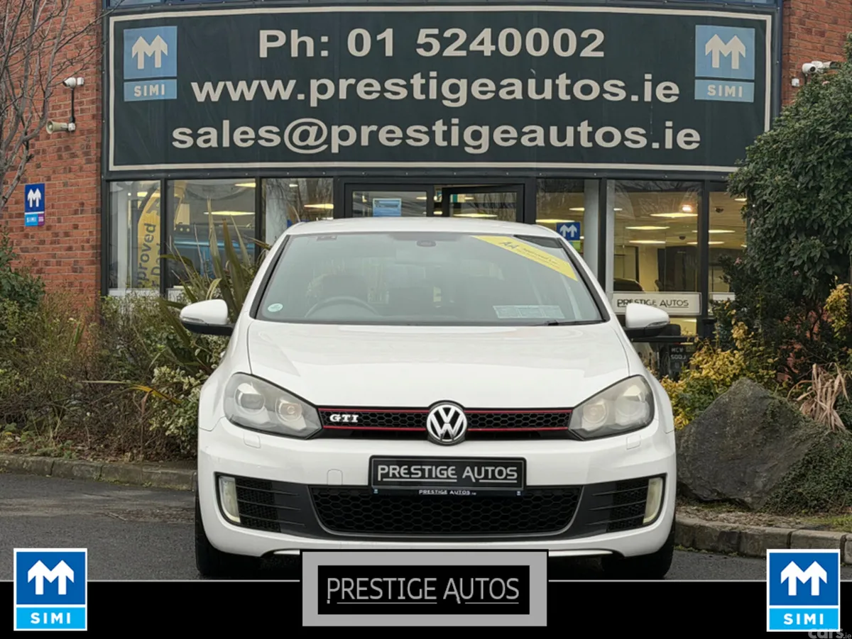 Volkswagen Golf Hatchback, Petrol, 2012, White