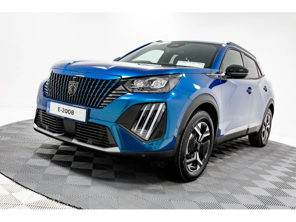Peugeot 2008 SUV, Electric, 2026, Blue
