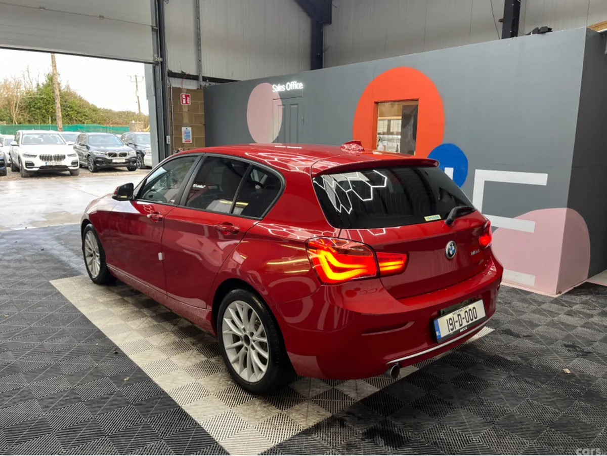 BMW 1-Series Hatchback, Diesel, 2019, Red