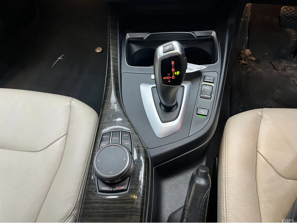 BMW 1-Series Hatchback, Diesel, 2019, Red