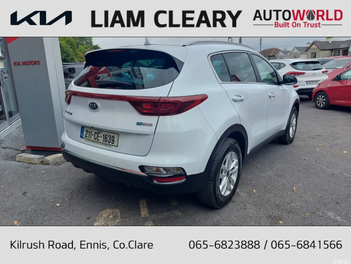 Kia Sportage MPV, Diesel Hybrid, 2021, White