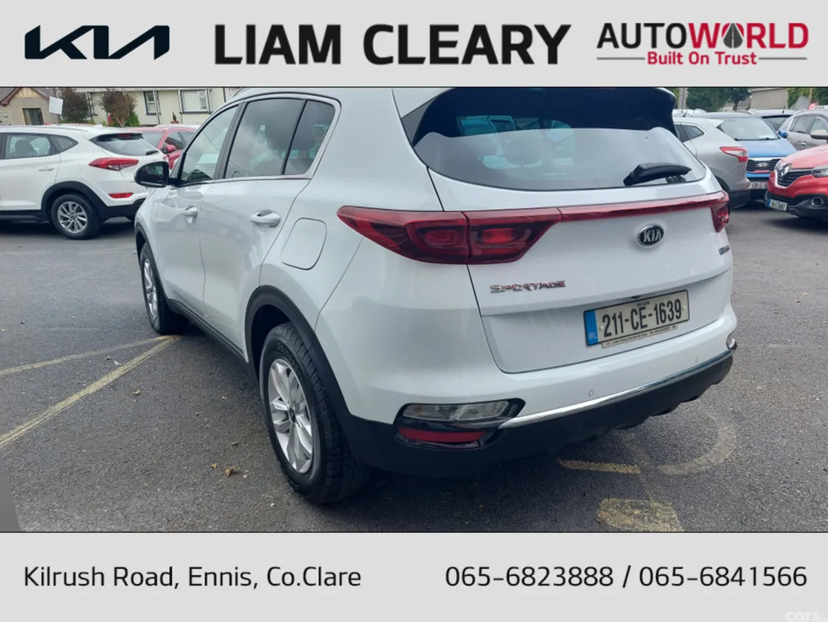 Kia Sportage MPV, Diesel Hybrid, 2021, White