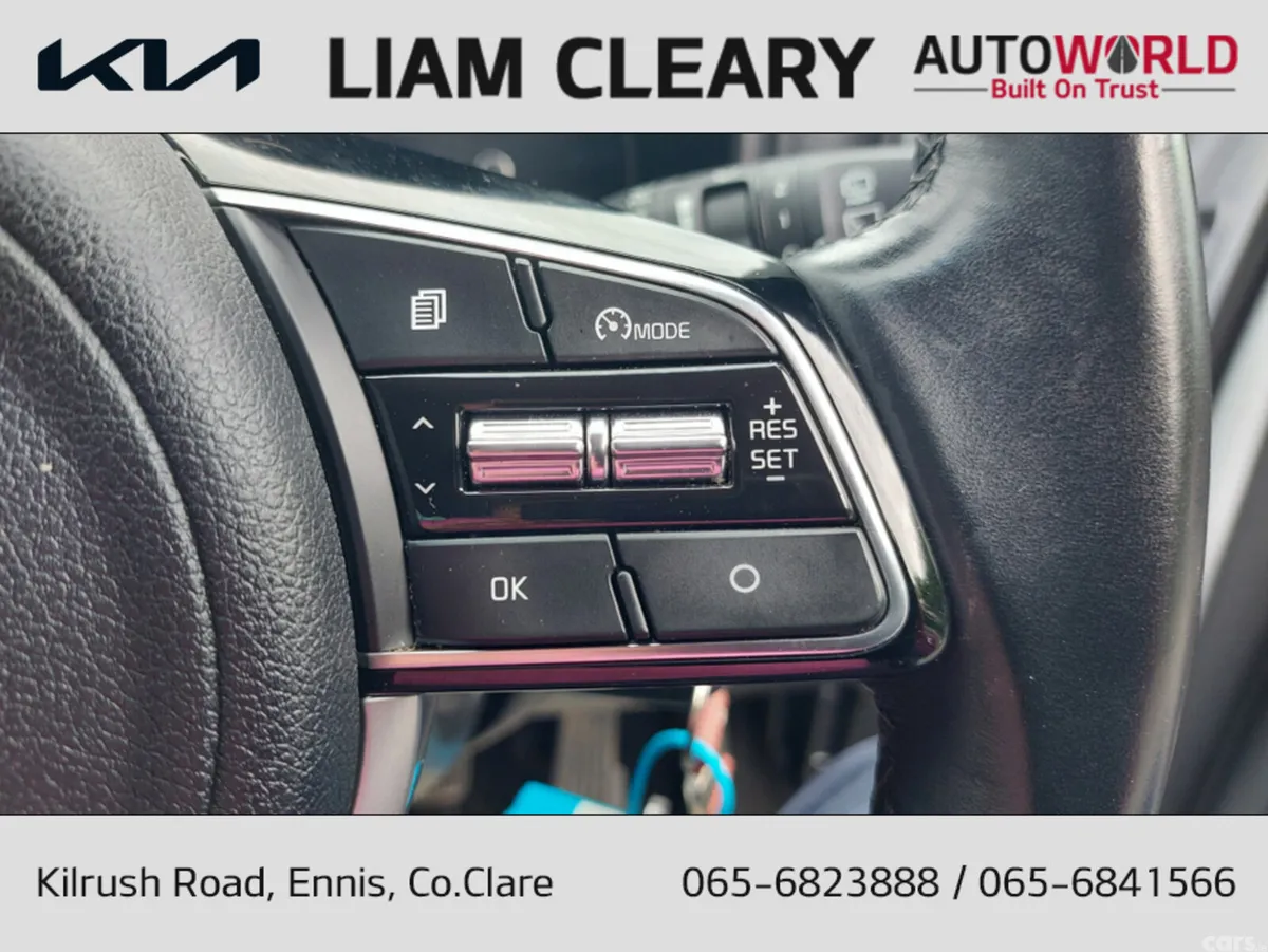 Kia Sportage MPV, Diesel Hybrid, 2021, White