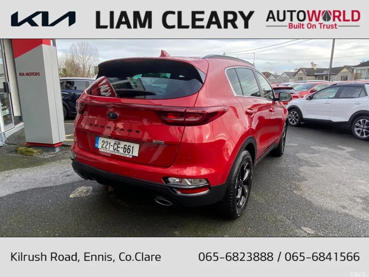 Kia Sportage MPV, Diesel Hybrid, 2022, Red