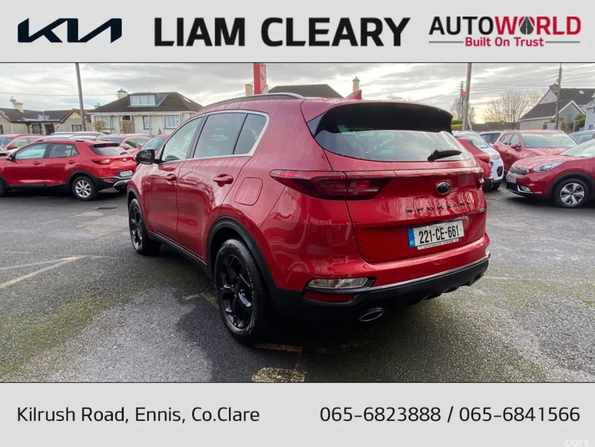 Kia Sportage MPV, Diesel Hybrid, 2022, Red