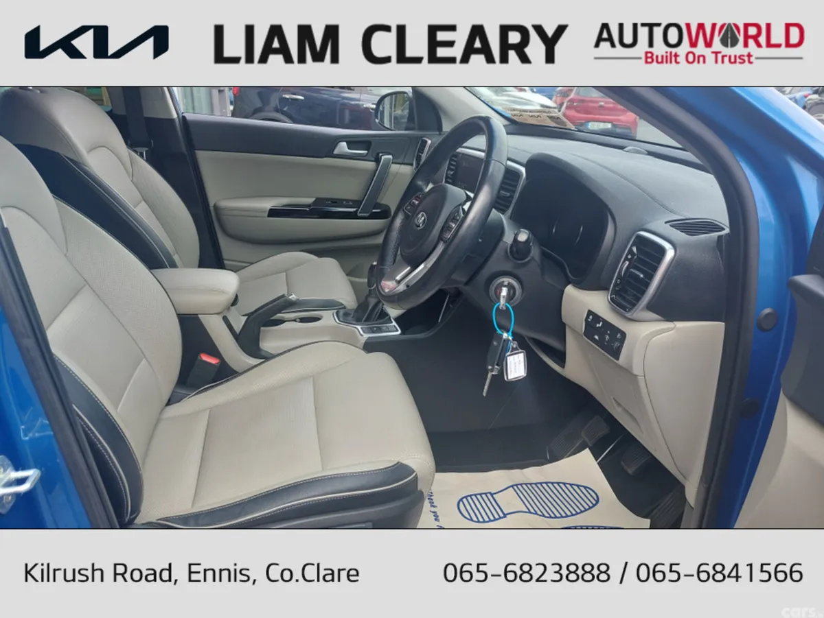Kia Sportage MPV, Diesel Hybrid, 2021, Blue