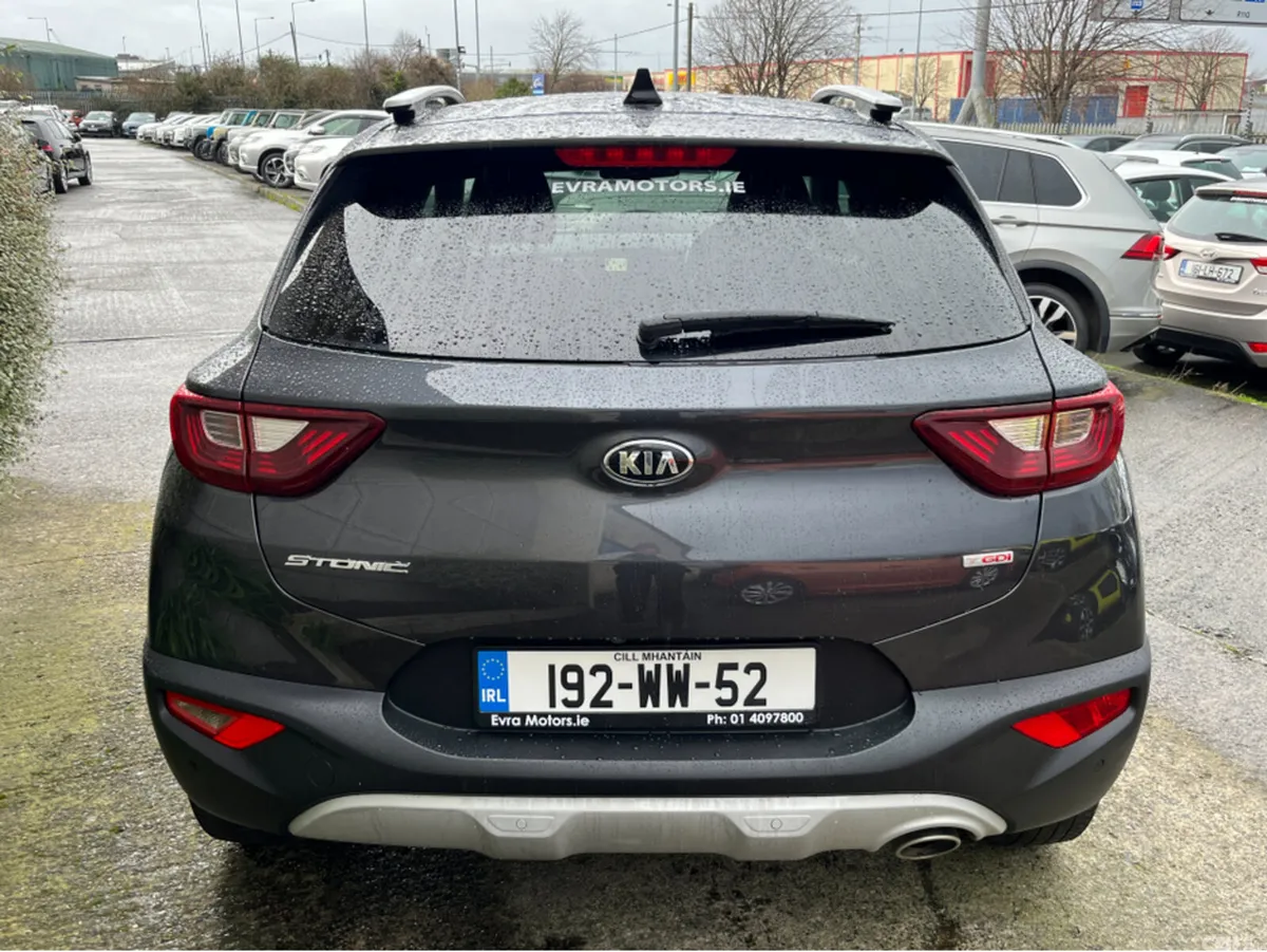 Kia Stonic Estate, Petrol, 2019, Grey
