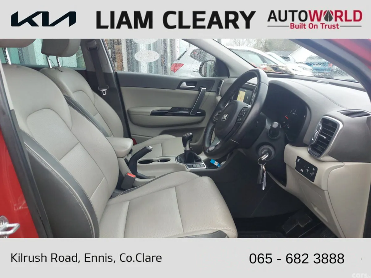 Kia Sportage MPV, Diesel, 2017, Red