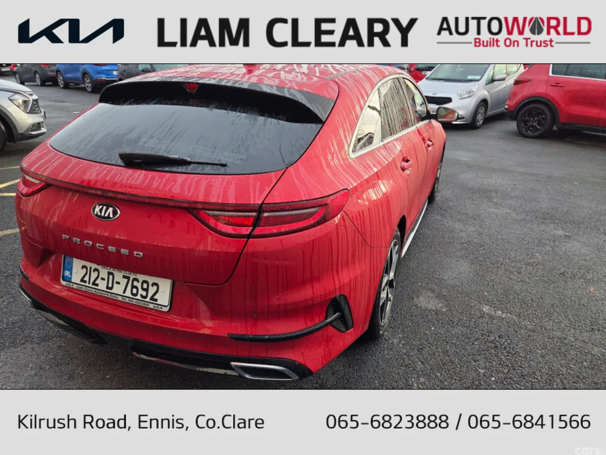 Kia ProCeed Hatchback, Petrol, 2021, Red