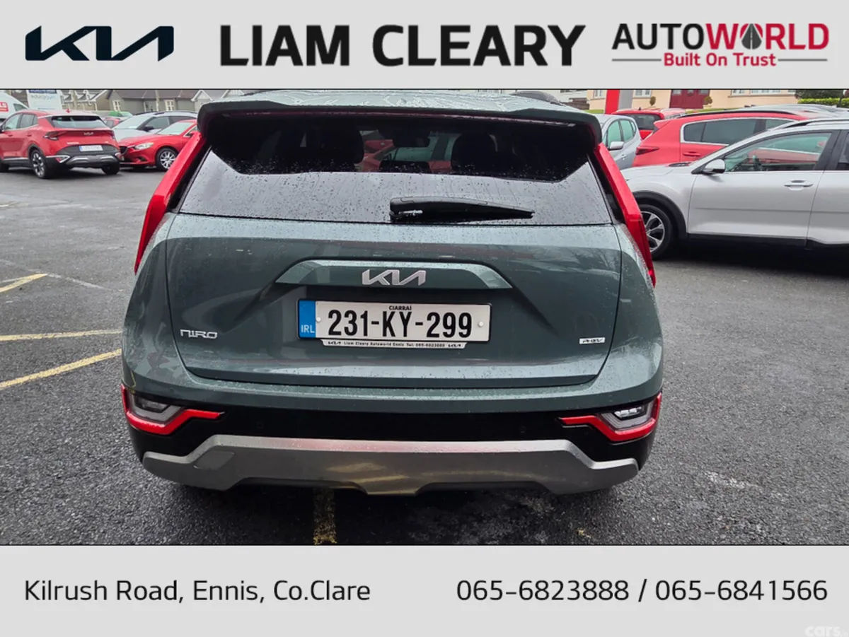 Kia Niro MPV, Petrol Plug-in Hybrid, 2023, Green