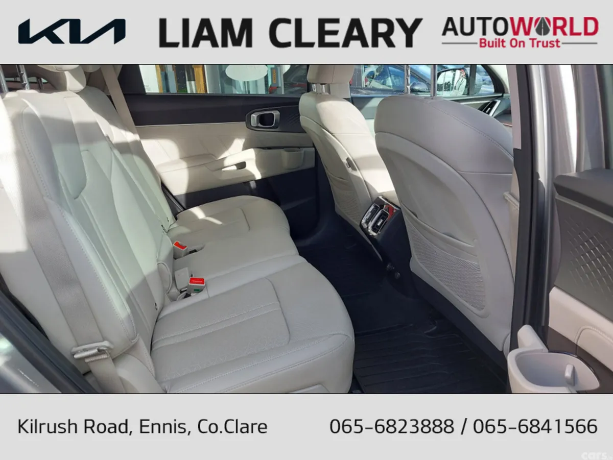 Kia Sorento MPV, Petrol Plug-in Hybrid, 2023, Grey