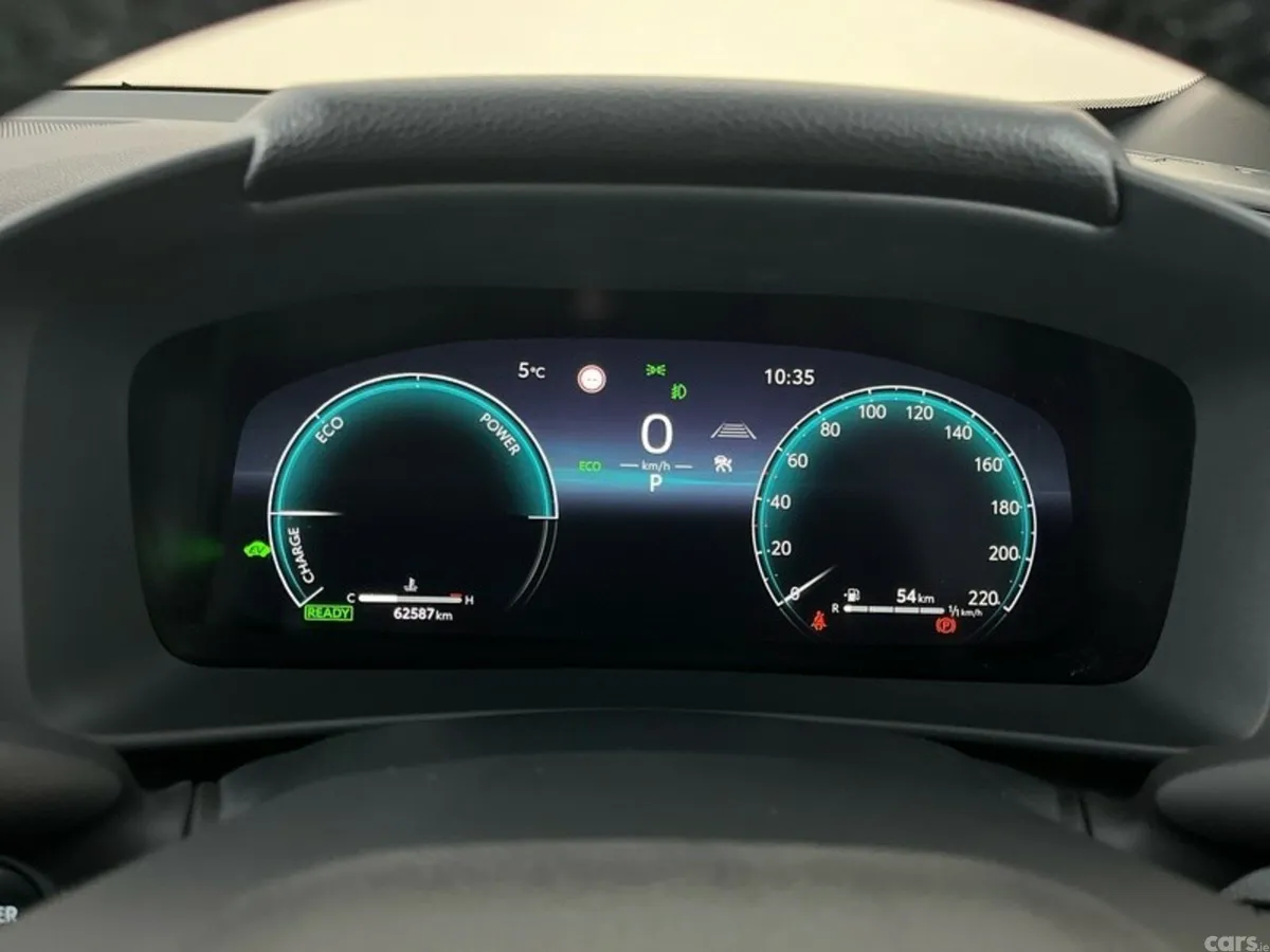 Toyota C-HR SUV, Petrol Hybrid, 2024, Silver