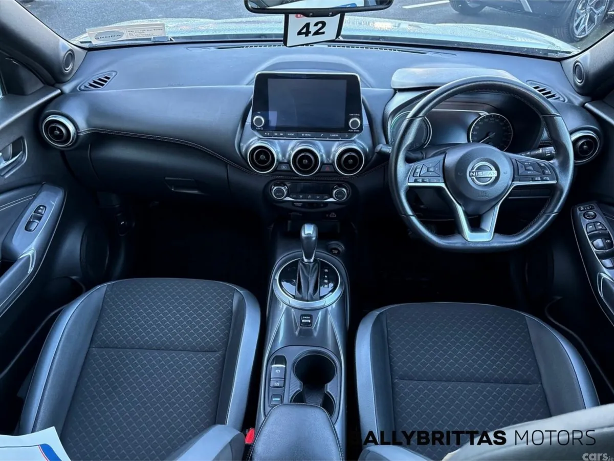 Nissan Juke SUV, Petrol Hybrid, 2024, Grey