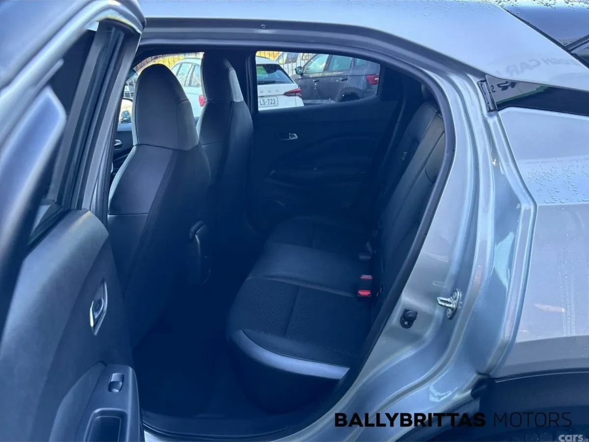 Nissan Juke SUV, Petrol Hybrid, 2024, Grey