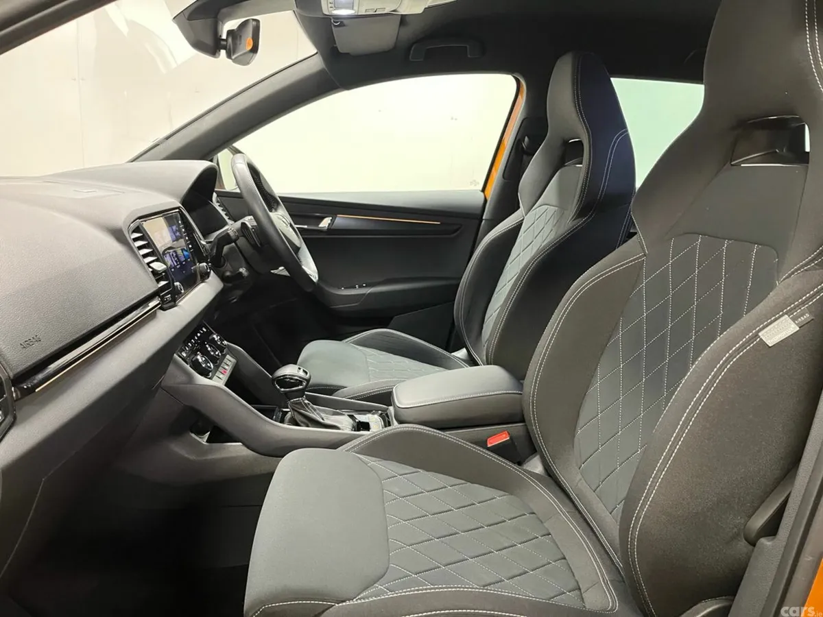 Skoda Karoq Estate, Diesel, 2023, Orange