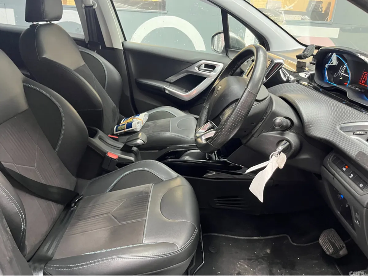 Peugeot 2008 SUV, Petrol, 2020, Silver