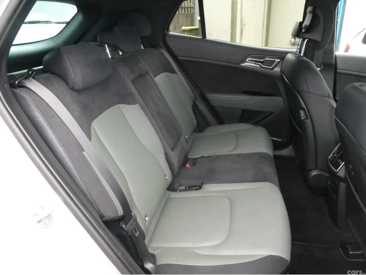 Kia Sportage MPV, Petrol Plug-in Hybrid, 2024, Grey