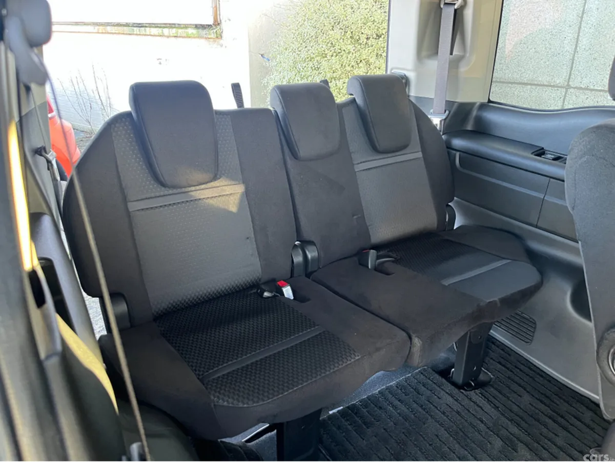 Honda Stepwagon MPV, Petrol Hybrid, 2018, Silver