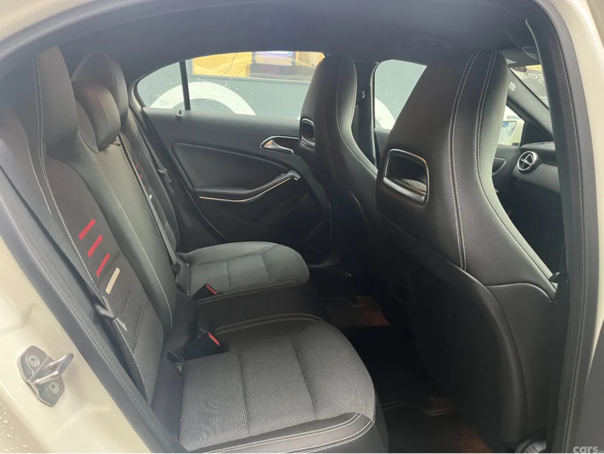 Mercedes-Benz A-Class Hatchback, Petrol, 2018, White