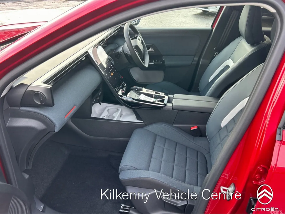 Citroen C5 Aircross SUV, Petrol Hybrid, 2026, Red
