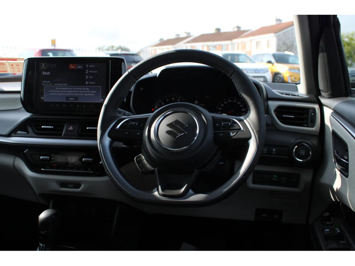 Suzuki Swift Hatchback, Petrol Hybrid, 2027, Blue