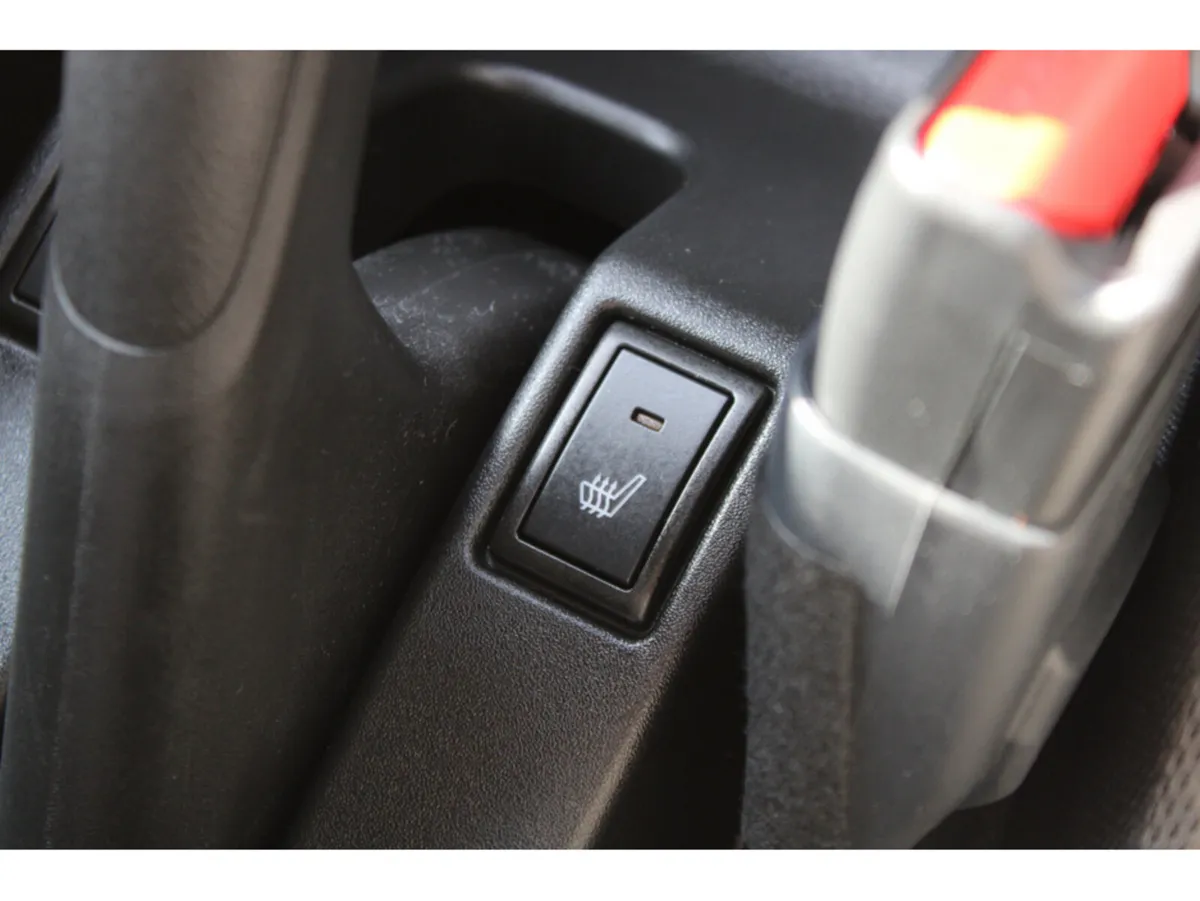 Suzuki Swift Hatchback, Petrol Hybrid, 2027, Blue