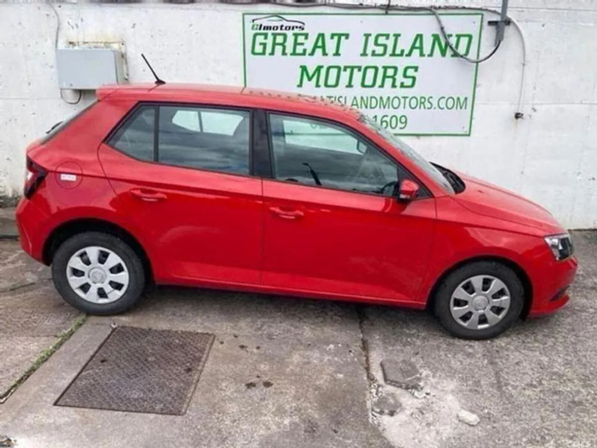 Skoda Fabia Hatchback, Petrol, 2018, Red