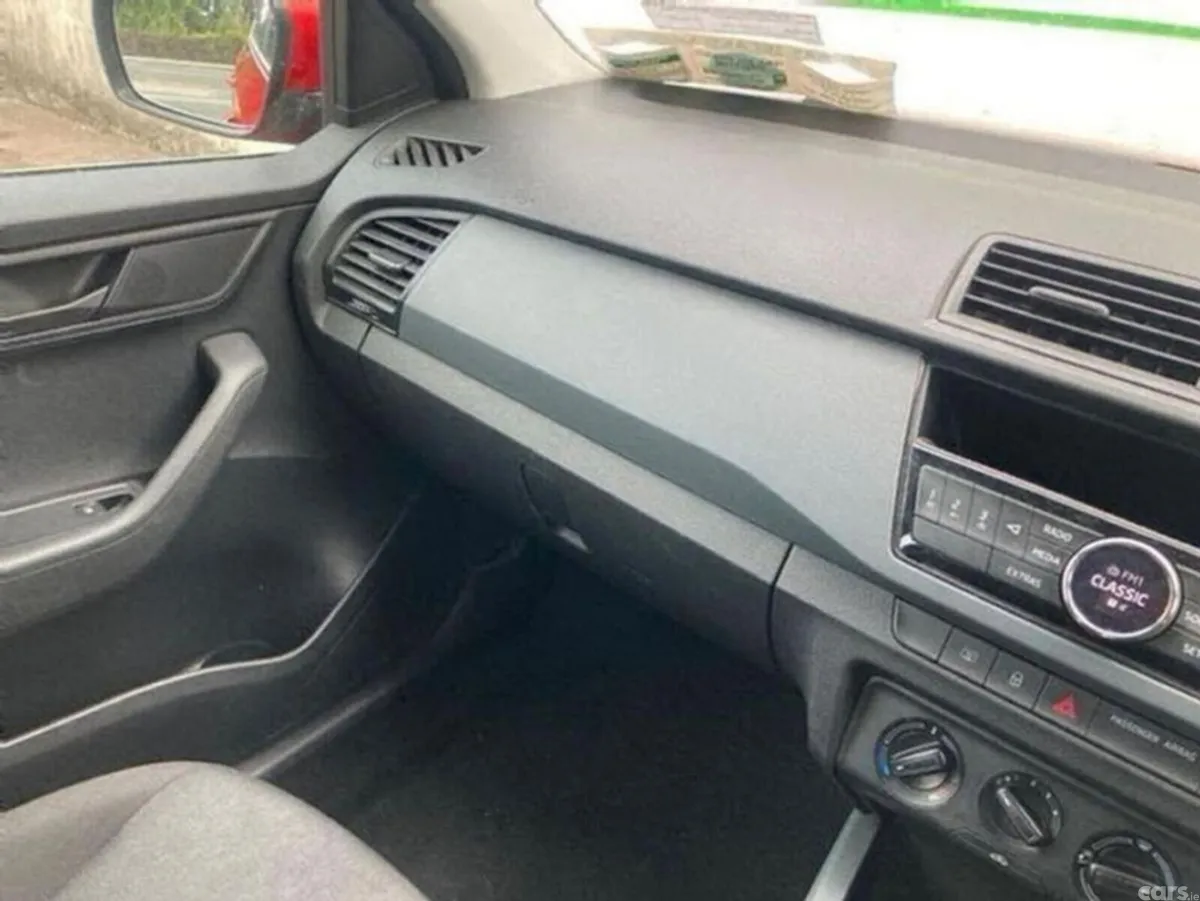 Skoda Fabia Hatchback, Petrol, 2018, Red