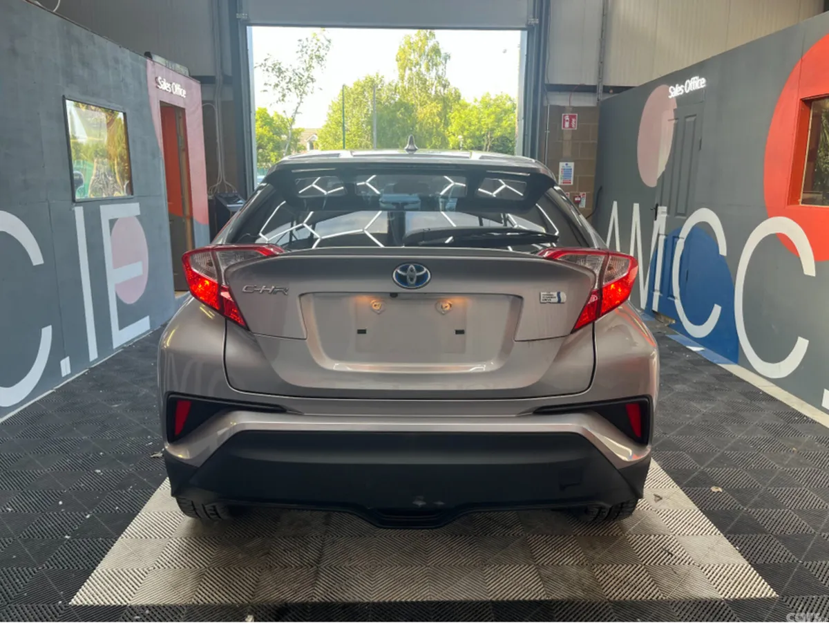 Toyota C-HR SUV, Petrol Hybrid, 2017, Grey