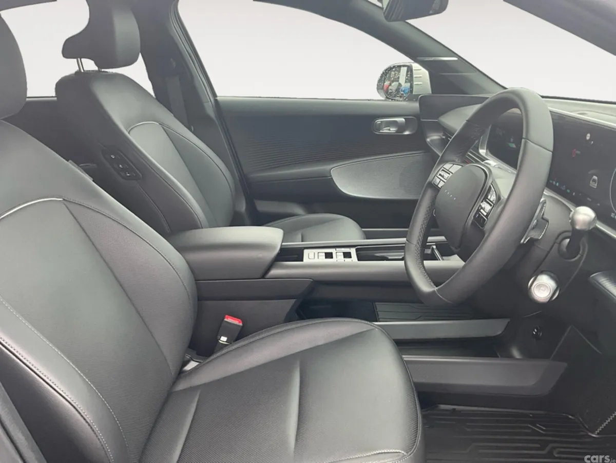 Hyundai IONIQ 6 Saloon, Electric, 2025, Grey