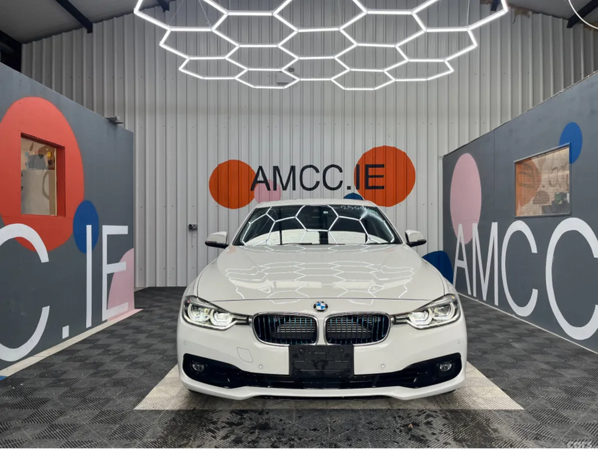 BMW 3-Series Saloon, Petrol Plug-in Hybrid, 2018, White