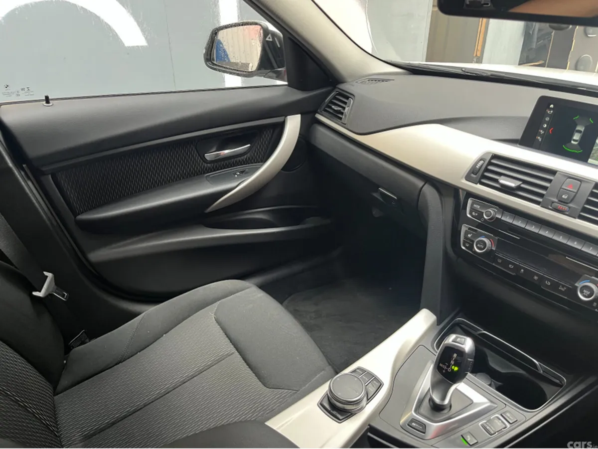 BMW 3-Series Saloon, Petrol Plug-in Hybrid, 2018, White