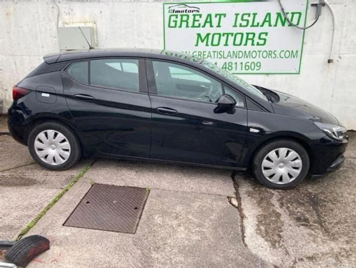 Opel Astra Hatchback, Petrol, 2019, Black