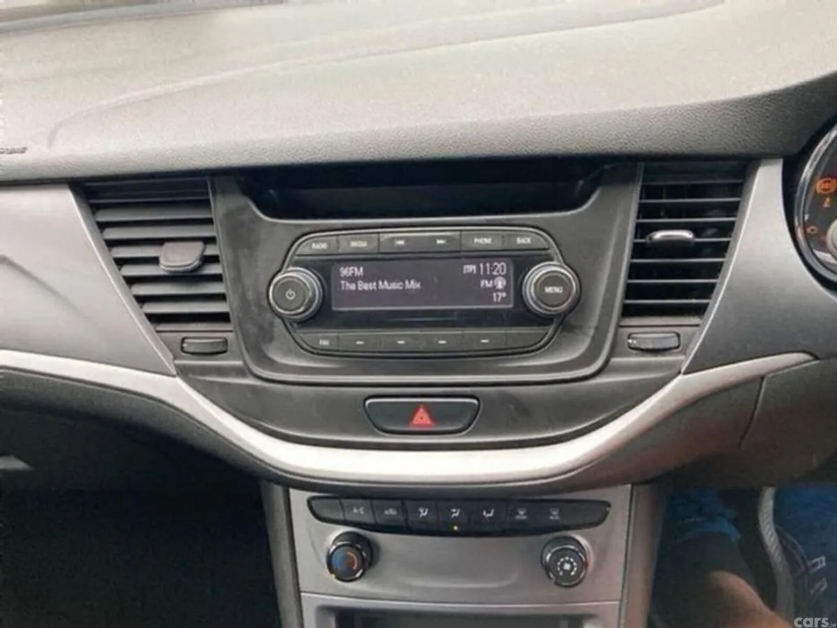 Opel Astra Hatchback, Petrol, 2019, Black