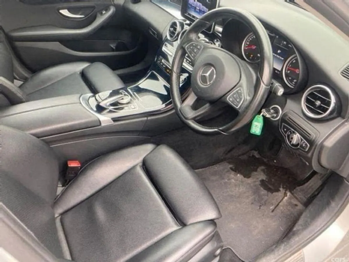 Mercedes-Benz C-Class Saloon, Petrol, 2016, Silver