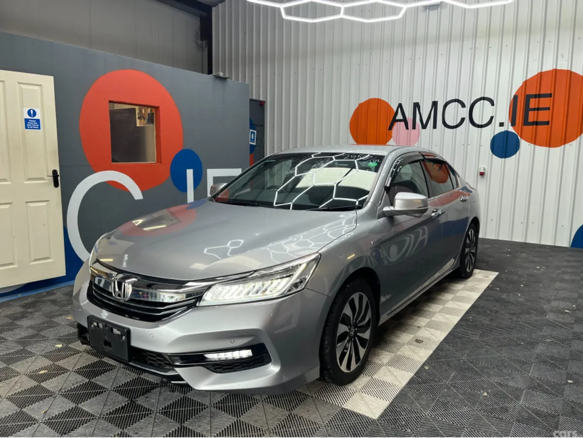 Honda Accord Saloon, Petrol Hybrid, 2018, Silver