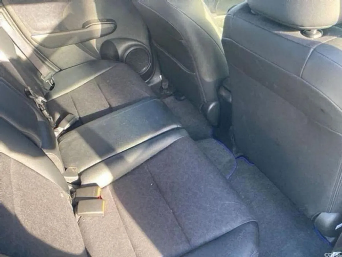 Honda Shuttle Hatchback, Petrol Hybrid, 2014, Silver