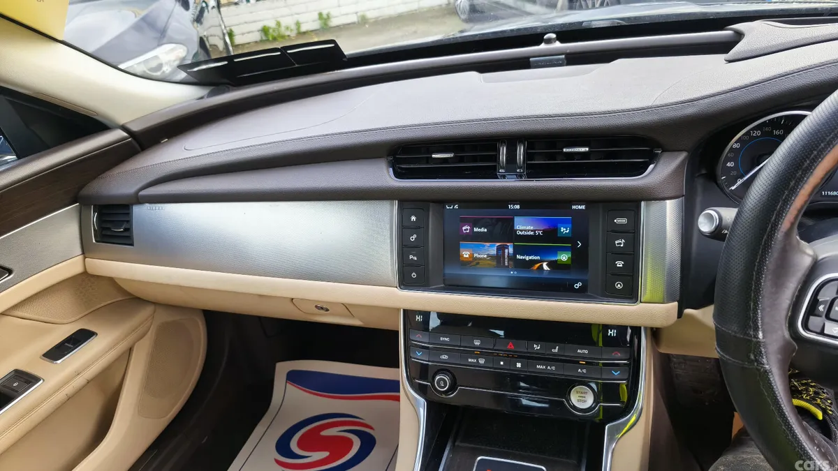 Jaguar XF Saloon, Diesel, 2016, Black