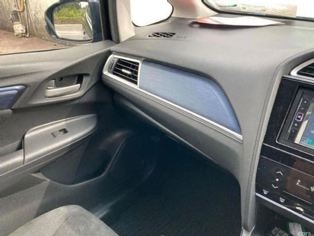 Honda Shuttle Estate, Petrol Hybrid, 2016, Black