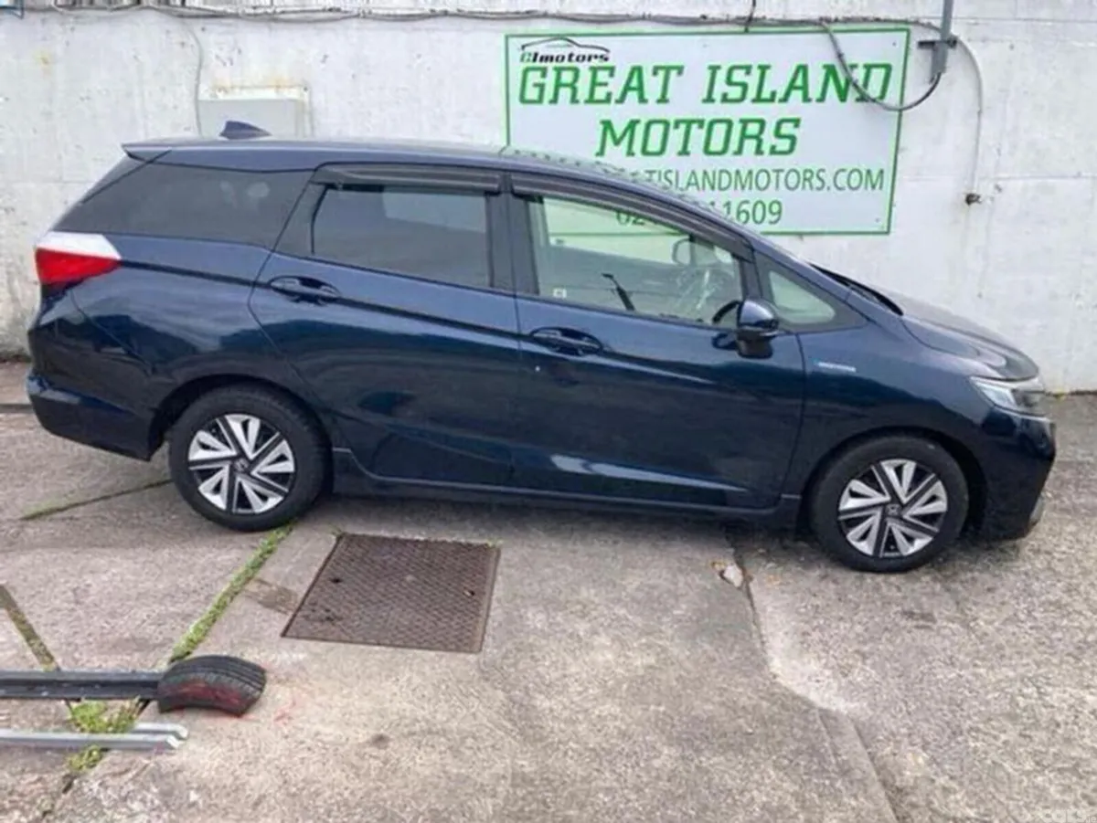 Honda Shuttle Estate, Petrol Hybrid, 2016, Black
