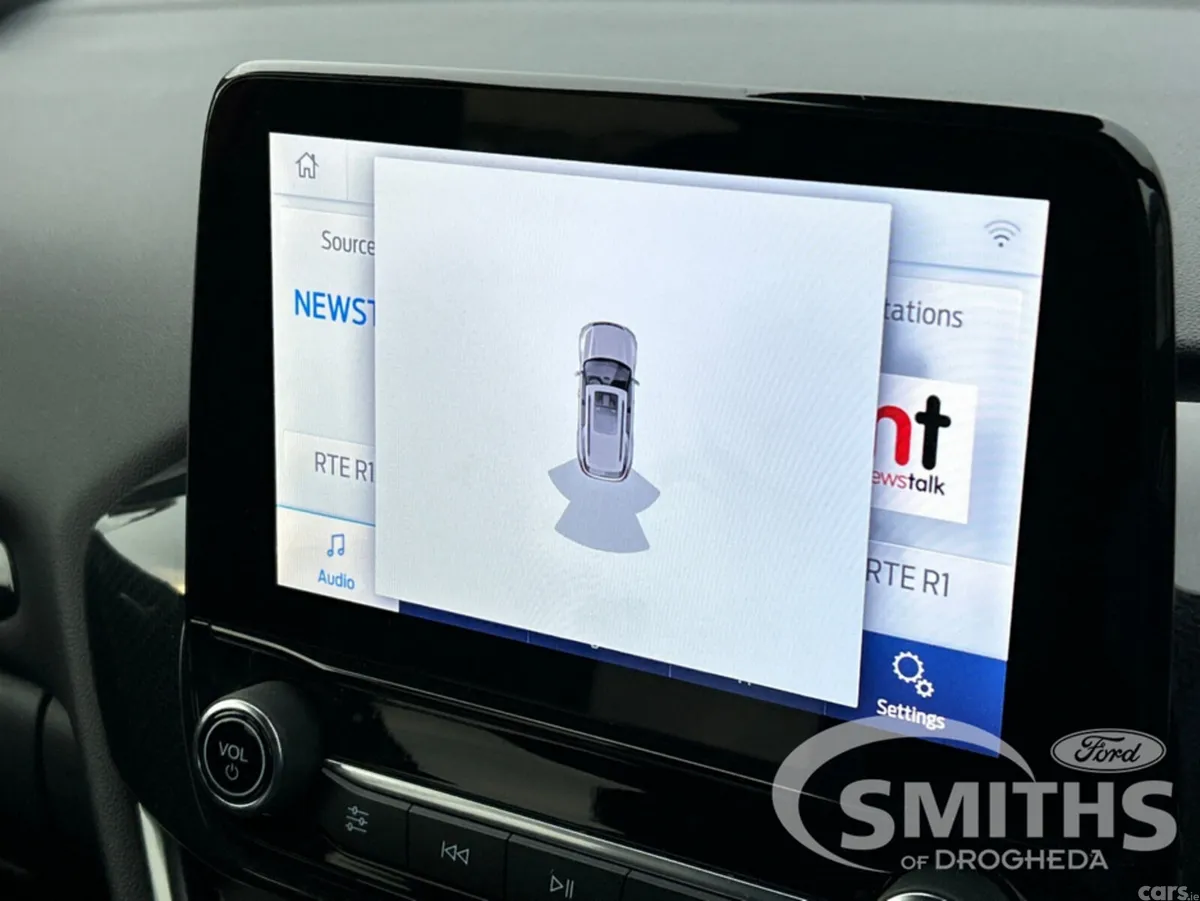 Ford Puma MPV, Petrol Hybrid, 2023, Red