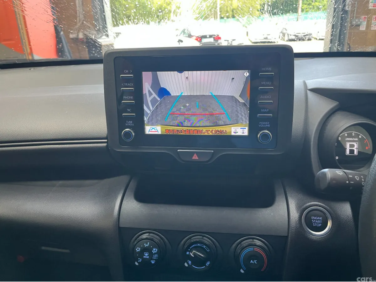 Toyota Yaris Cross SUV, Petrol, 2021, Gold