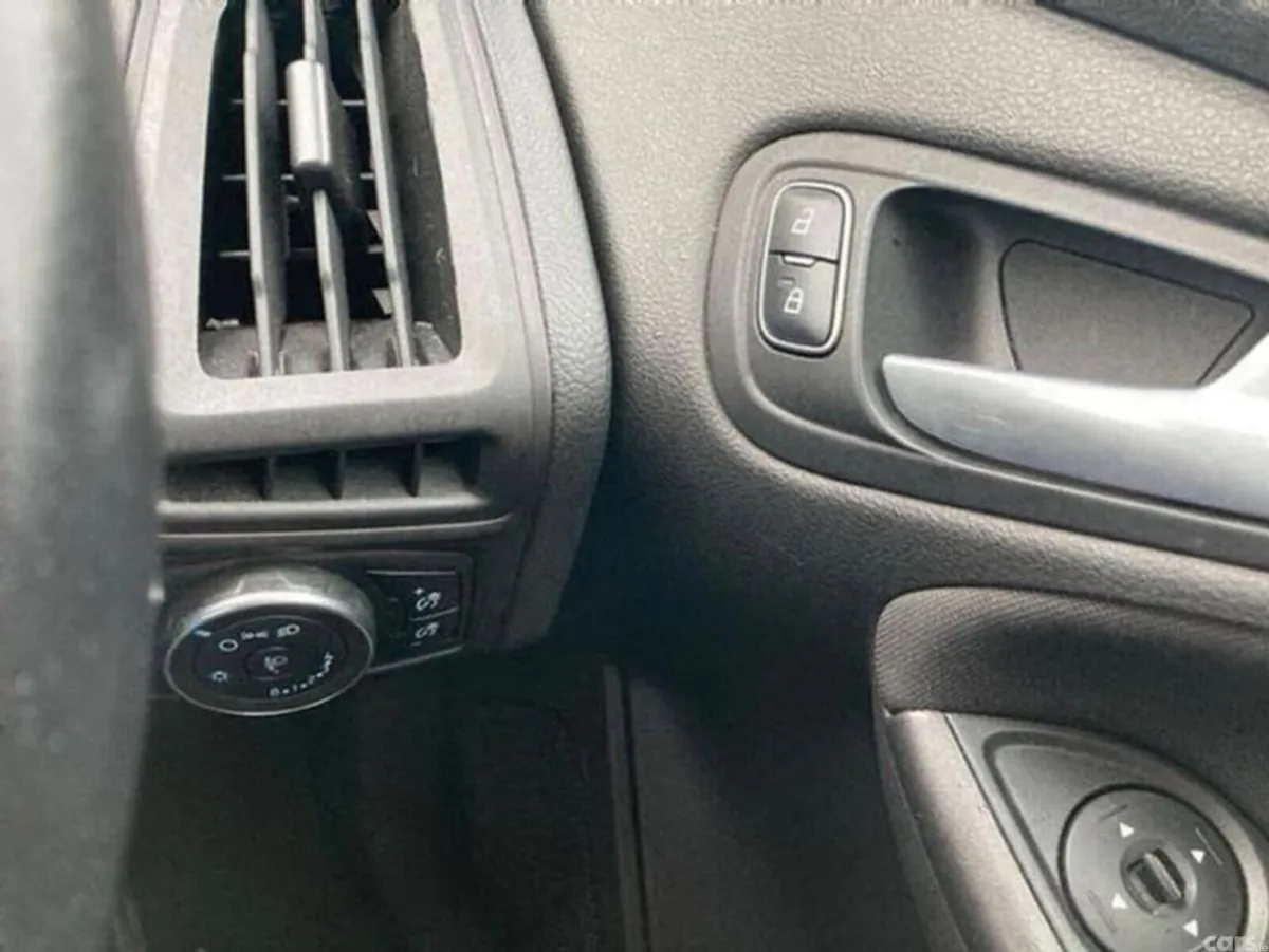 Ford Focus Hatchback, Diesel, 2018, Grey