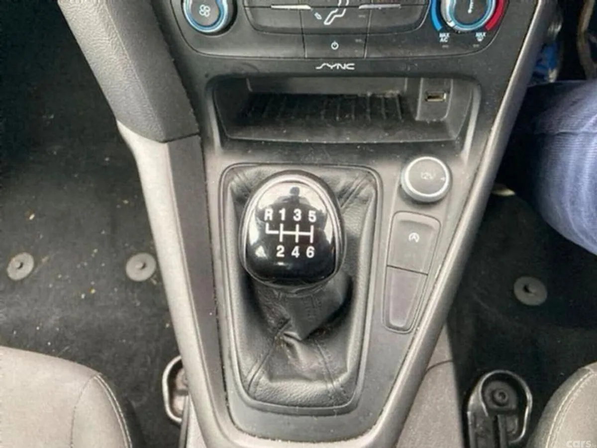 Ford Focus Hatchback, Diesel, 2018, Grey