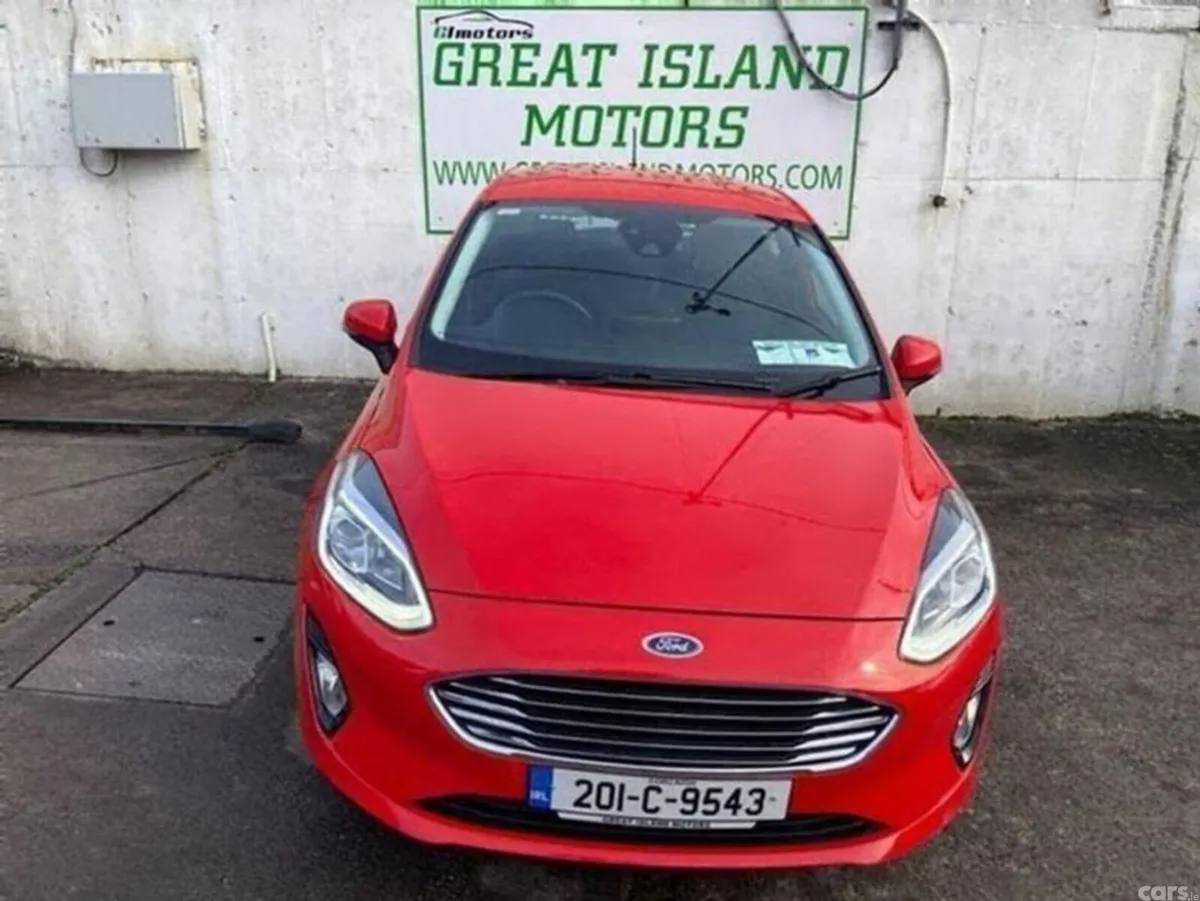 Ford Fiesta Hatchback, Petrol, 2020, Red