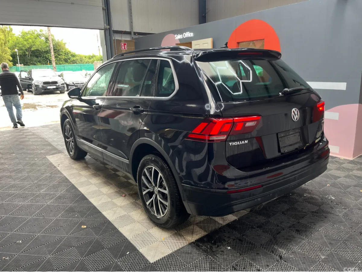 Volkswagen Tiguan SUV, Diesel, 2019, Black